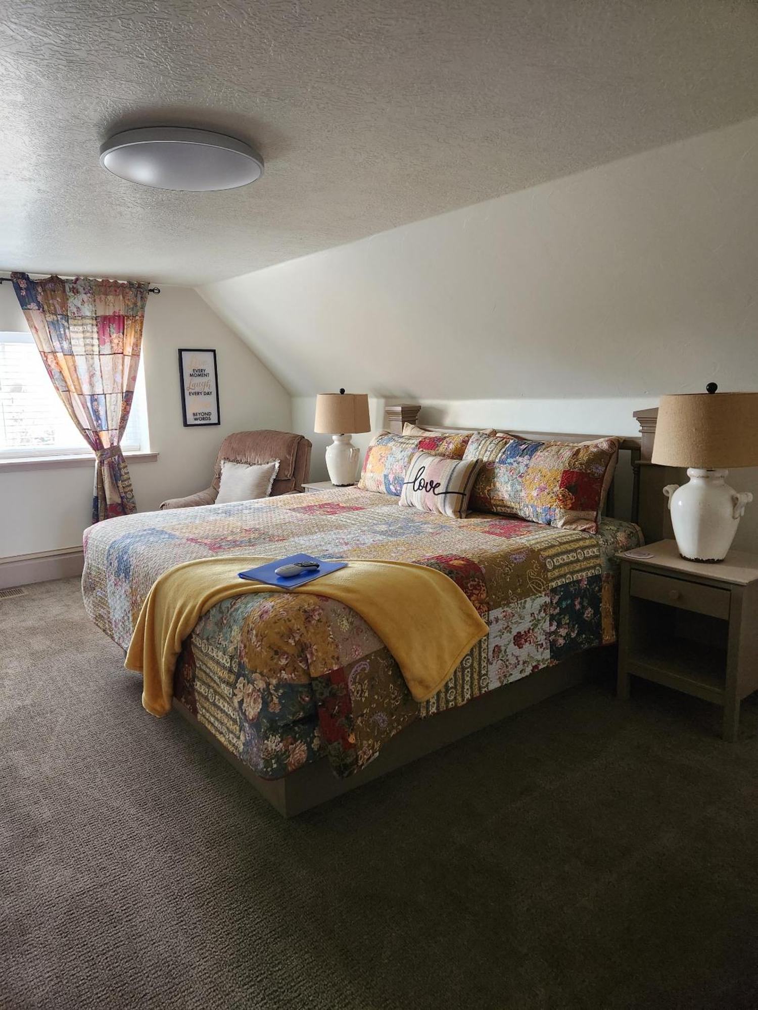 Dora'S Country Cottage Escalante Bilik gambar